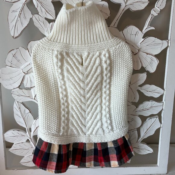 Nicole Miller Home White Cable Knit Dog Sweater - Size M - Picture 1 of 7